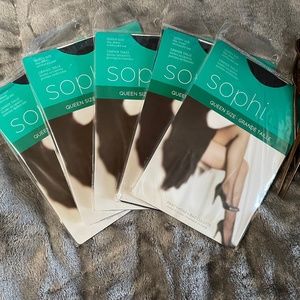 5 Pair of Sophi Queen Size Pantyhose. Colour Night Shade.